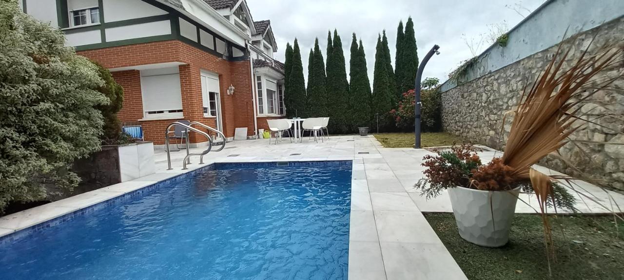 Chalet Con Piscina, Sauna Y Jacuzzi Cerca Del Mar A Media Hora De Bilbao Y Santander El Puente  Εξωτερικό φωτογραφία