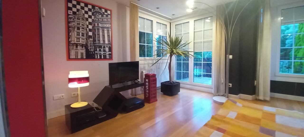 Chalet Con Piscina, Sauna Y Jacuzzi Cerca Del Mar A Media Hora De Bilbao Y Santander El Puente  Εξωτερικό φωτογραφία